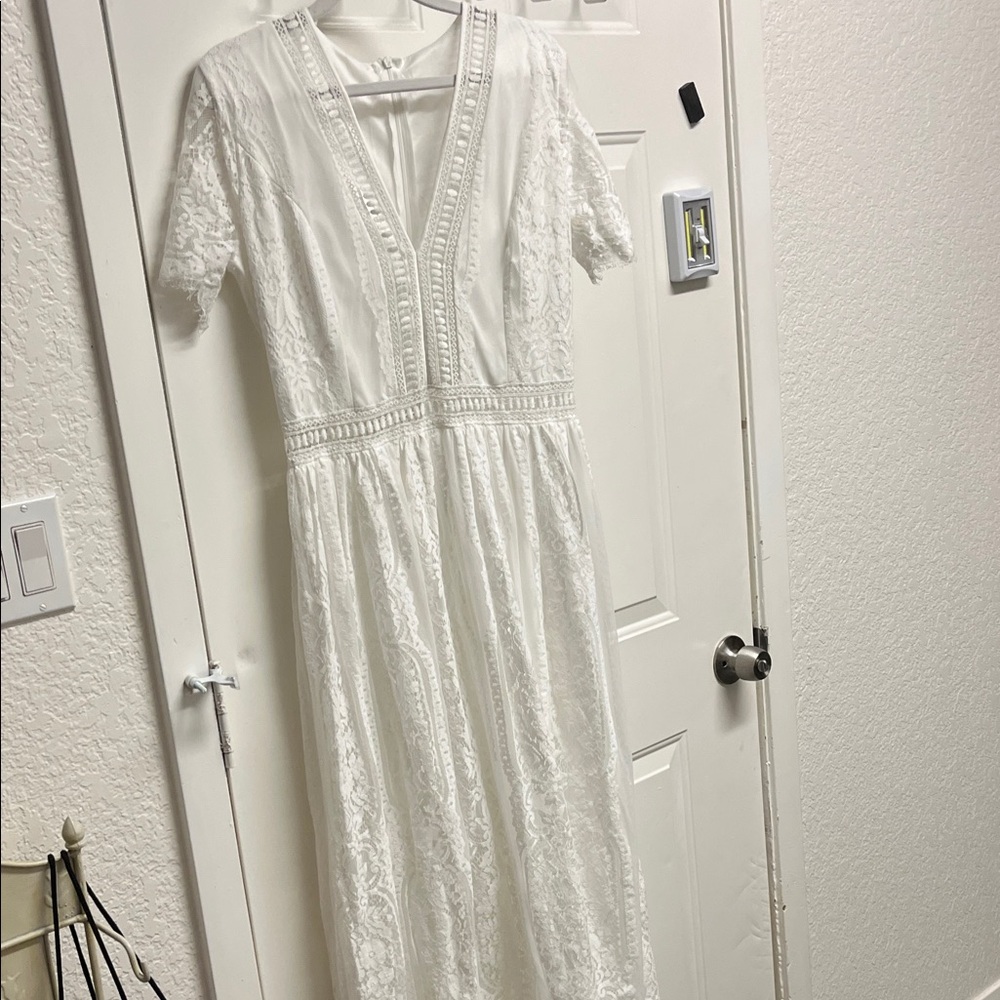 White Lace Wedding Dress